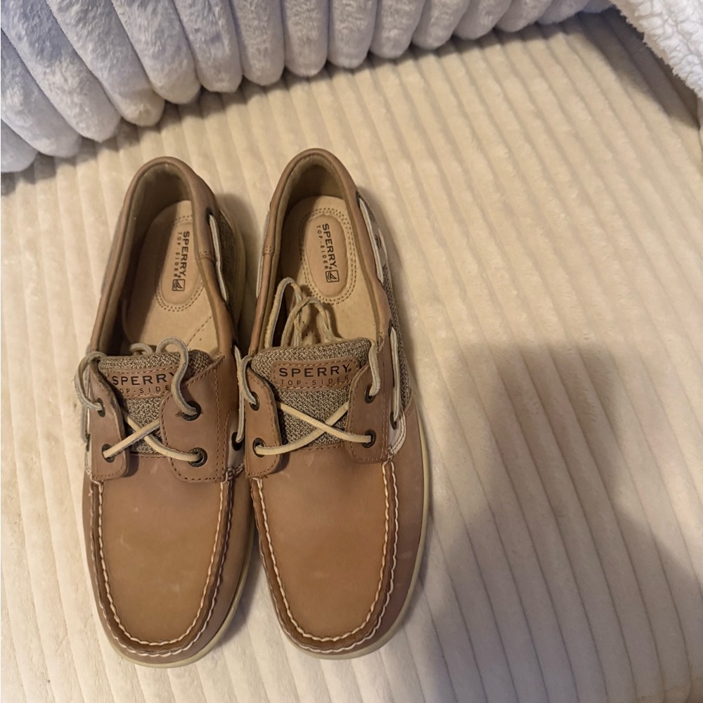 Sperry Women's Tan Boat Shoes Size 10M. Never worn.